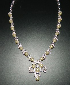 1950s paste & faux pearl necklace